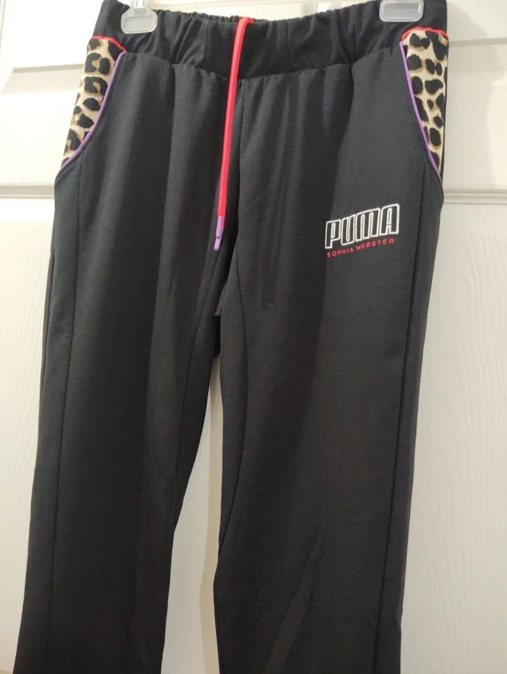 Sophia Webster Black PUMA Sweatshirt/Pant with Leopard Accent and Pink Piping - Picture 8 of 13
